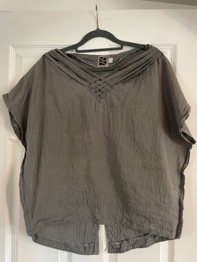 Layers Squared Tunic-style blouse